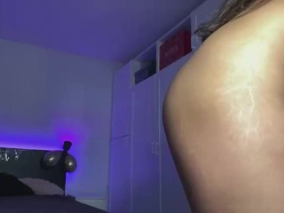 Bitch jerks her pussy with a vibrator through her panties