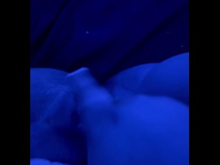 masturbated to a follower and the thought of him made me squirt 🥵