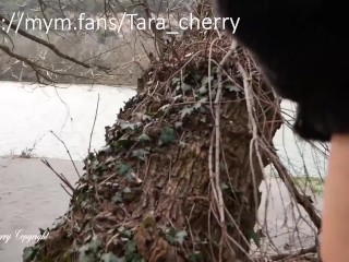 exhibe par grand vent (real public flashing)