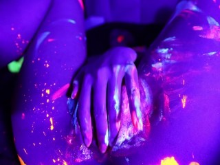 Thirst Trap in the Dark