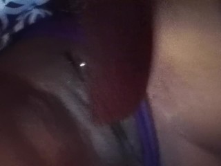 Amateur Masterbateing untill pee her self before cum