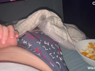 My StepSis started Sucking my Cock while I was watching Netflix and eating chips