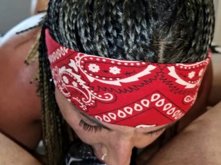 Danaxmuscles busts and deepthroats a big cock