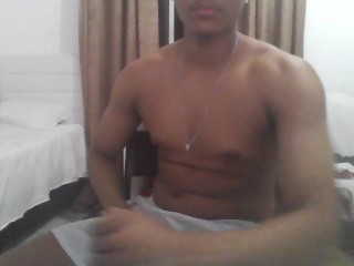 See me not being horny and moaning loudly, while the people rest