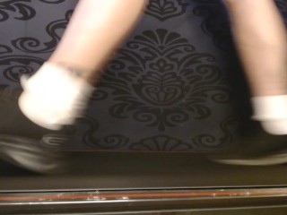 Ruffled Socks Skechers Sneakers Walking Treadmill