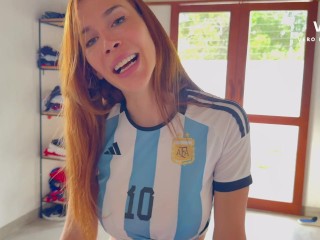 Argentina Vero Buffone provoca a su hijastro para ganar una eyaculacion en la vagina