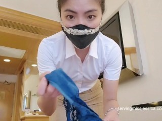 香港 廣東話 C604: 女同事發現我的秘密，脫下內褲套我頭上！ (全片：servingmissjessica. com. c604