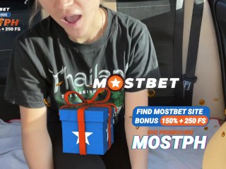 Public masturbation with an unexpected ending