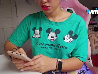 Joi pov VIRTUAL SEX- você é um nerdola da pika grande e a sua babá fode com você💦/win/ROLEPLAY🍑