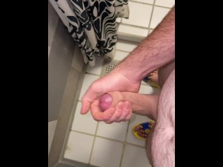 Under shower slowmotion