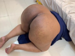 Big Ass Muslim Hot Stepmom Stuck Under Bed & Want Rough Anal before getting her out from under bed