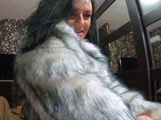 Preview- MilfyCalla- Face fuck,cum play while wearing a hot grey fur-coat and long boots 214