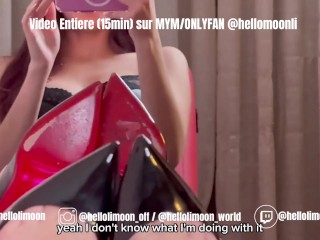 Ballbusting talon louboutin elle joue avec sa bite et il jouis sur ses talon