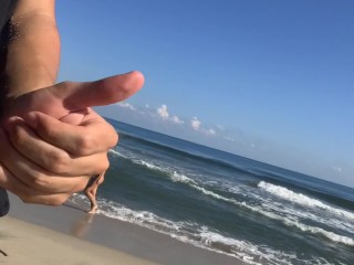 Public flash dick on the beach in front of two horny girls who crave my cock