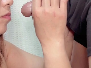 彼女のねっとりフェラチオにたまらず大量口内射精