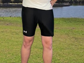 Monster cock guy goes jogging and has a huge cumshot