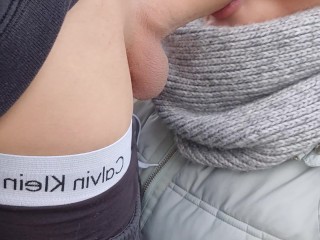 Ich blase und ficke einen Fremden für die letzte Dubai Schokolade aus dem Discounter