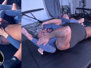 Side Scissor Edging - Sensual Headscissor Handjob Domination