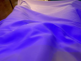 Llamo a una Puta a mi habitación Termina llena de Semen