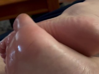 Neighbor Wanted Me to Cum on Her Soles Solejob Footjob