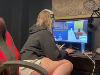 Gaming while farting (Full 8 minutes clip on my of page)