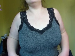 Ta petite amie te chauffe alors que tu es au travail pour te faire rentrer à la maison