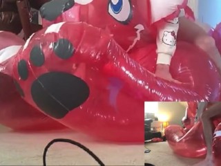 Proud skunk inflatable shows all