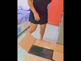 Vine a buscar a mi amiga y terminé follada por su hermano y el muñeco tantaly en doble penetración