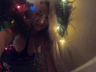 Sexy Stuck and Fuck Under the Christmas Tree