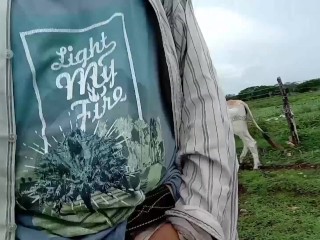 Arreo el ganado y me masturbo