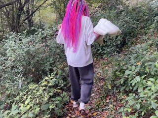 OMG! I met dominant guy in the forest and asked him spank me and fuck roughly.