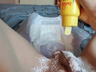 Emptying Full Bladder on my Fresh Diaper before I change into it [shy bladder]