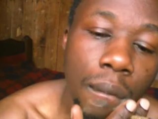 18 year old SMOKING WEED 😮😮 AND GETTING HIGH