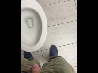 strong piss stream