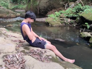 Outdoor Jakol sa ilog