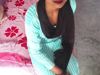 hot indian 20 years old village neighbor virginity girl loose our virginity with stranger first time