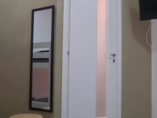 AMATORIALE | NATALE (ITALIANO) - INVITO IL MIO FIGLIASTRO A CASA E LUI SBORRA CON UN CAZZO ENORME