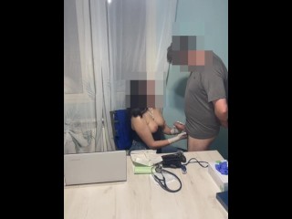 Seconda parte. Video full su onlyfans. Dottoressa sega e si fa sborrare