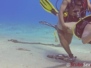 We found a broken dive site mooring and fucked underwater at the abandoned dive site!