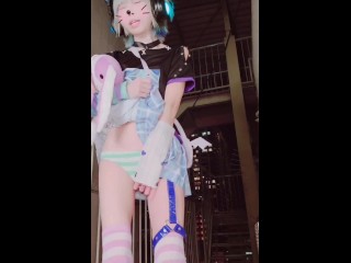Cyber girl outdoor urination (cosplay)
