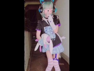 Cyber girl outdoor urination (cosplay)