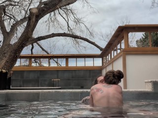 Passionate, romantic, public sex in a Japanese hot tub 🔥🌊🔥