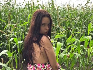 I fucked my horny stepsister in the cornfield during the rain and came on her ass