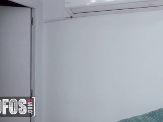 MOFOS - Baby Nicols & Ginebra Bellucci Lick Each Other While Maximo Gets Ready To Fuck Them