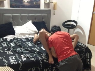 I masturbate my girlfriend's pussy until I have an orgasm