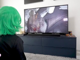 Horny Cosplayer Babe Doing Twerk Dances - Tatsumaki