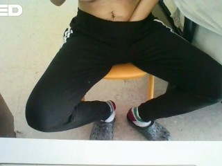 HORNY WEBCAM GIRL GIVES BLOW JOB TO BIG DICK NASTY TALK