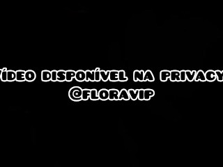 ATE AONDE EU AGUENTO COM DILDO GRANDE