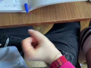 At COLLEGE Handjob to a CLASSMATE Under the Table during the physics class (lecture)