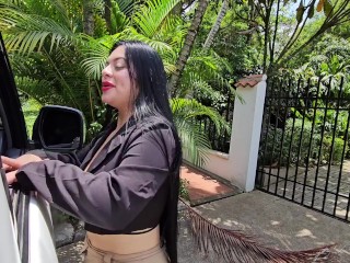 Colombian big ass gets fucked in the car for FREE until she gets cum in her pussy -Jean Paul Oficial